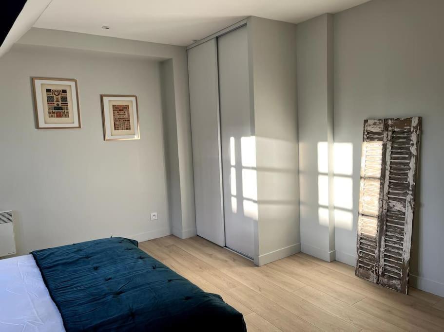Appartement Duplex 50m2 Renove, Hyper-centre, St Sauveur *